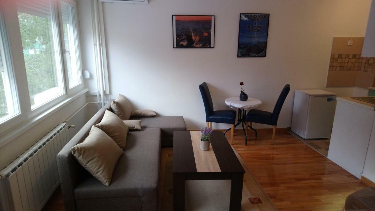 Brand New - Central Apartments ซาราเยโว ภายนอก รูปภาพ